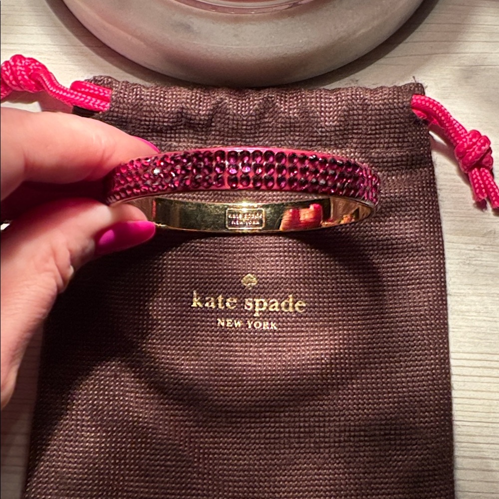 Vintage Gold and Pink Swavorski Crystal bangle in excellent condition